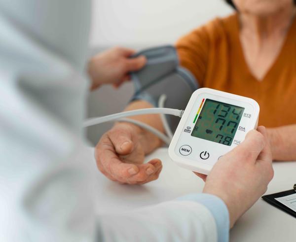 7 Tips for Lowering Blood Pressure Naturally